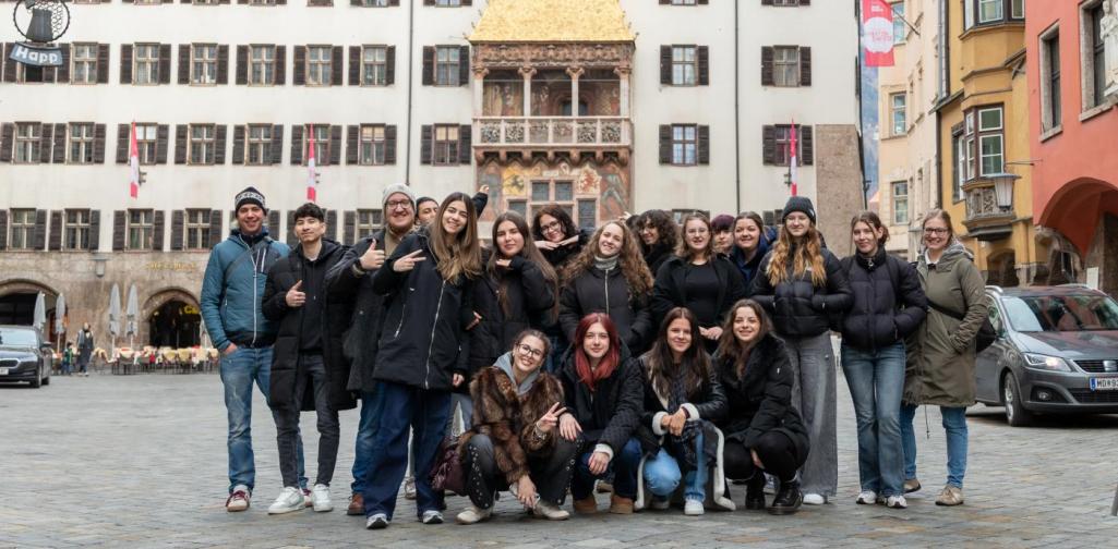 Gruppenbild vorm Goldenen Dachl Gruppenbild vorm Goldenen Dachl
